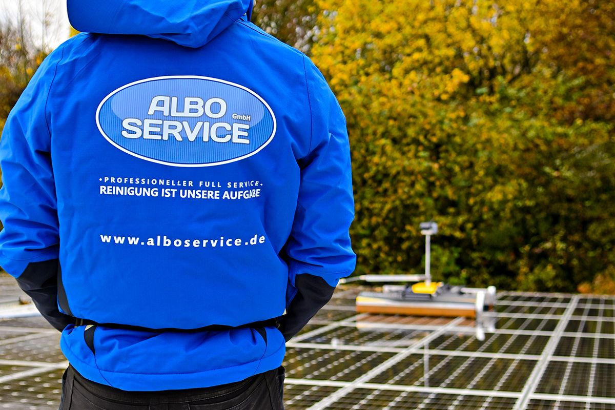 ALBO Service - Referenz - Solarreinigung